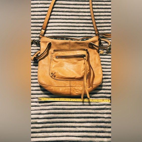 Lucky Brand Buttery Soft Crossbody Purse Light Tan - Picture 10 of 12